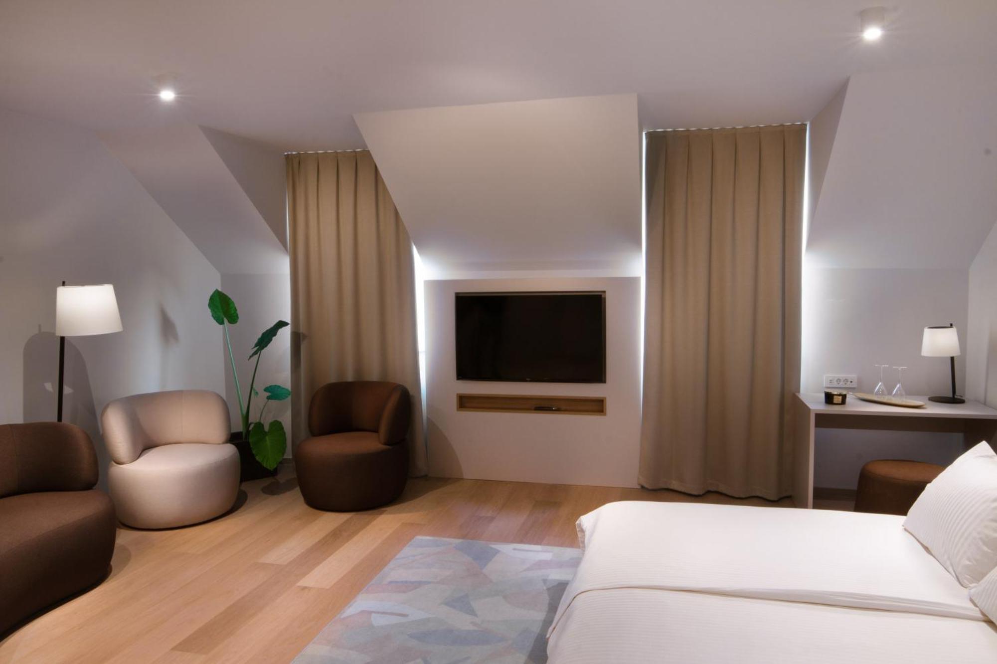 Hisa Putr Bed & Breakfast Trzin Ngoại thất bức ảnh