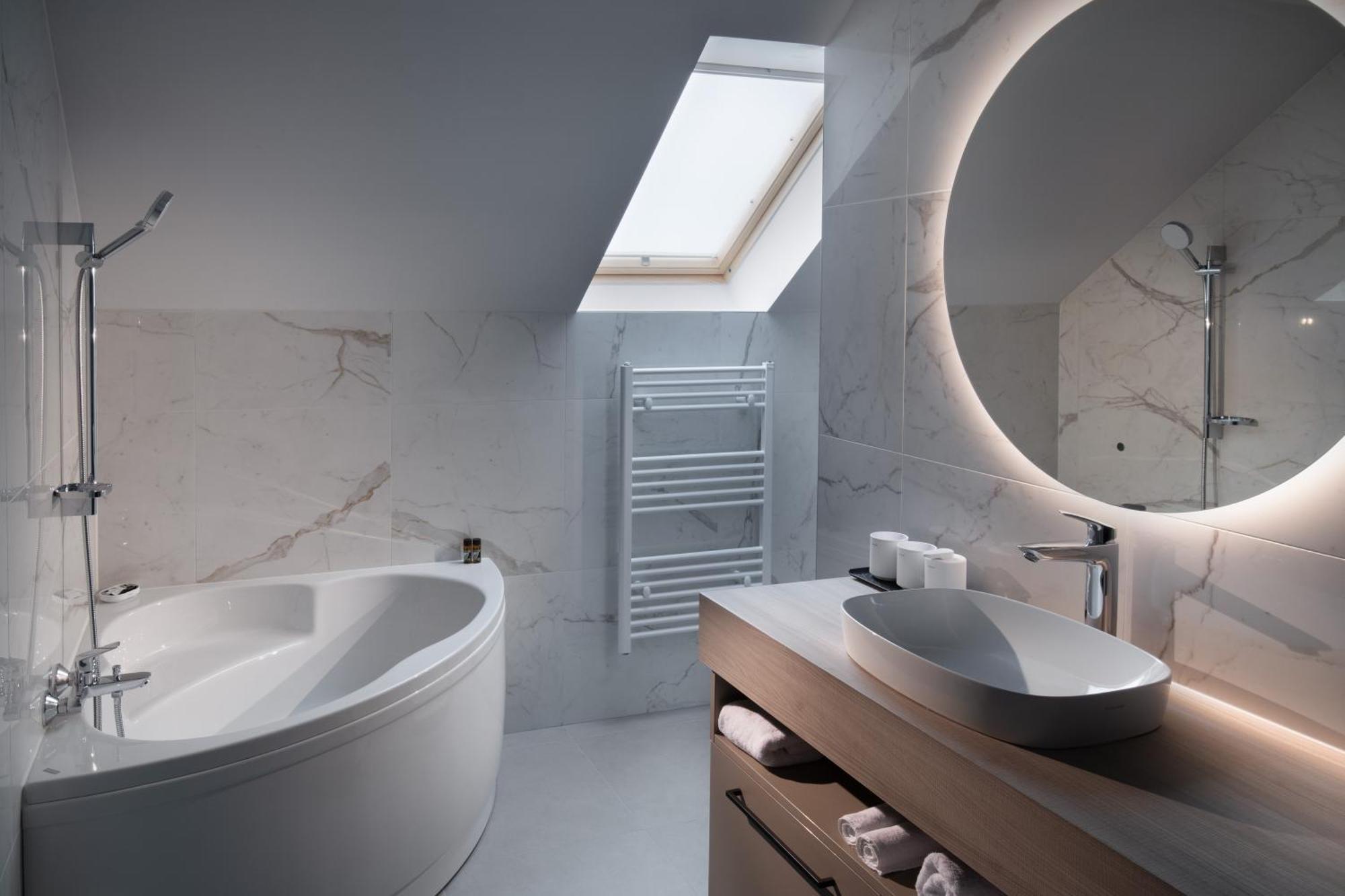 Hisa Putr Bed & Breakfast Trzin Ngoại thất bức ảnh